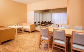 佐伯会館　内観の画像