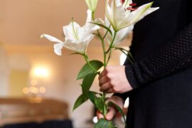 【悲しみに寄り添う】言葉に迷わない！心を伝える声掛けガイド