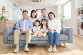 映画や劇をきっかけに、家族のこれからを考える