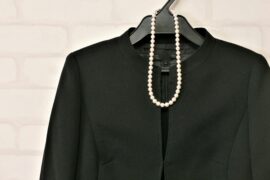 鹿児島で葬儀の服装に迷ったら｜親族・通夜文化に配慮した服装マナーを解説